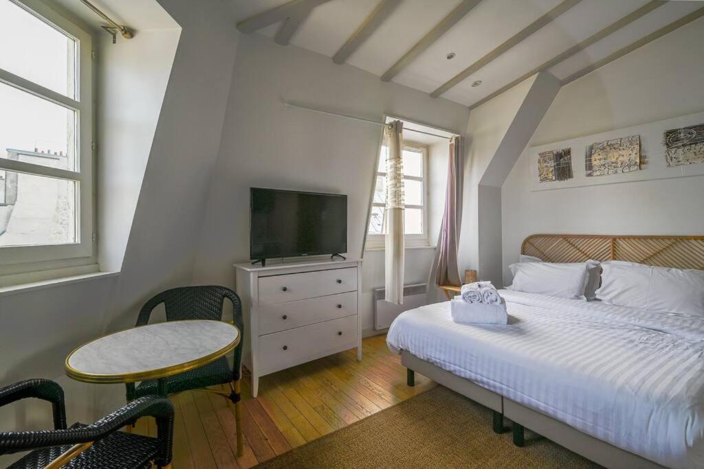 Paris, Opera 6...une Balade Romantique Appartement